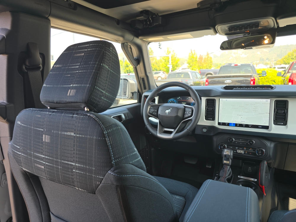 Thumbnail: 2026 Ford Bronco - 9