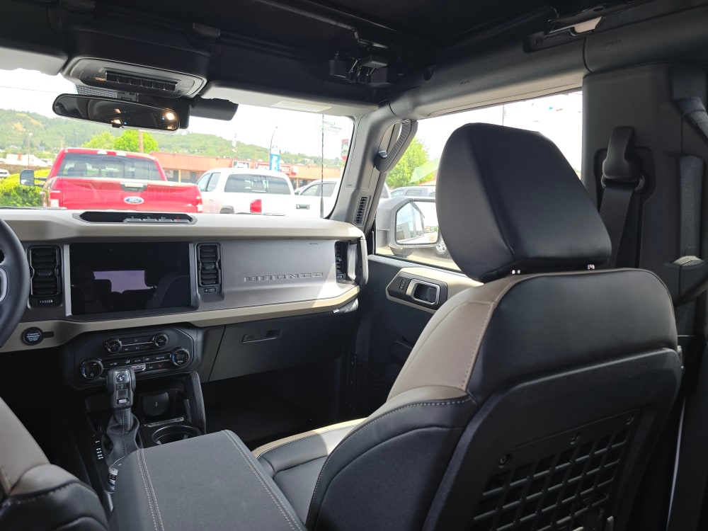 Thumbnail: 2026 Ford Bronco - 9