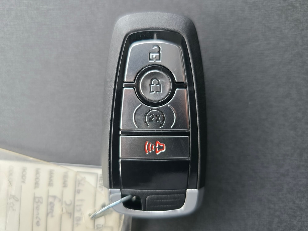 Thumbnail: 2025 Ford Bronco - 15