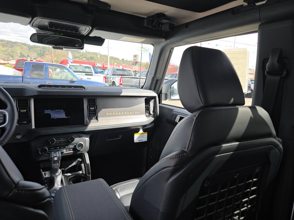 Thumbnail: 2025 Ford Bronco - 9