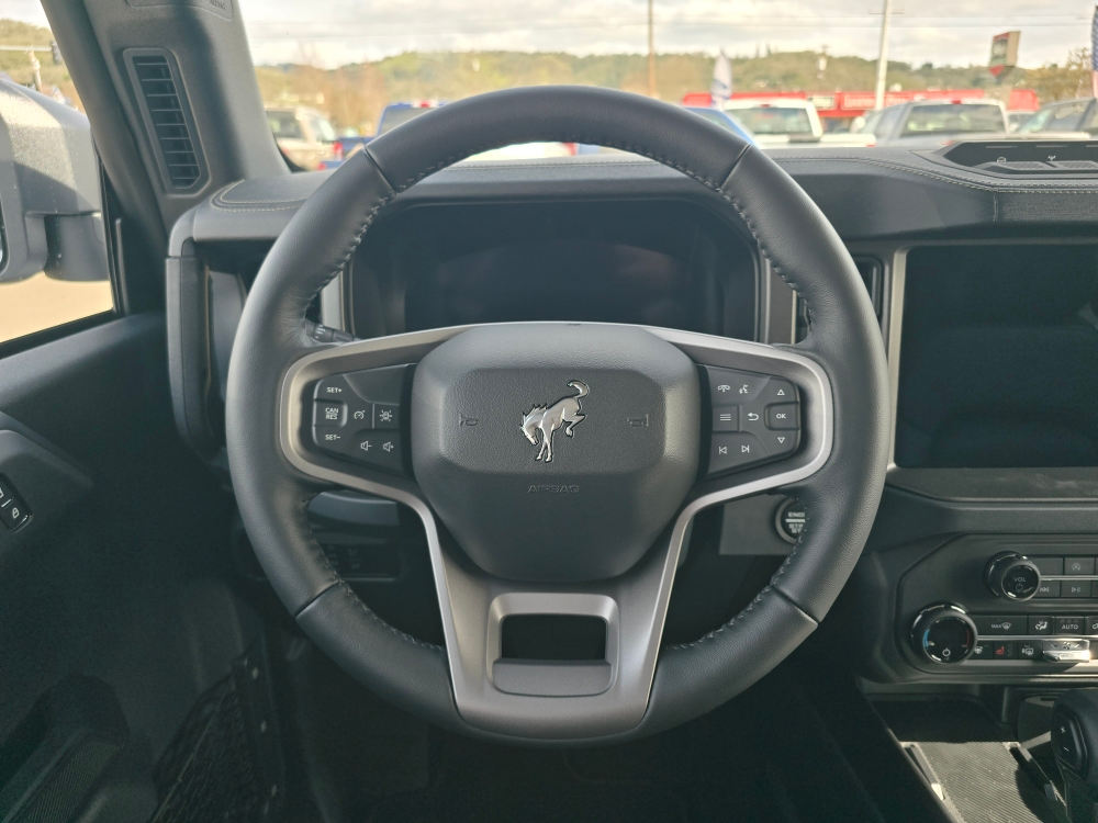 Thumbnail: 2025 Ford Bronco - 7