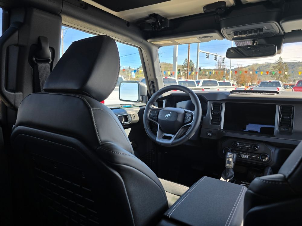 2025 Ford Bronco Badlands 2