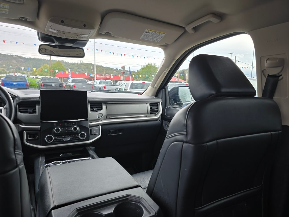 Thumbnail: 2023 Ford Expedition MAX - 9