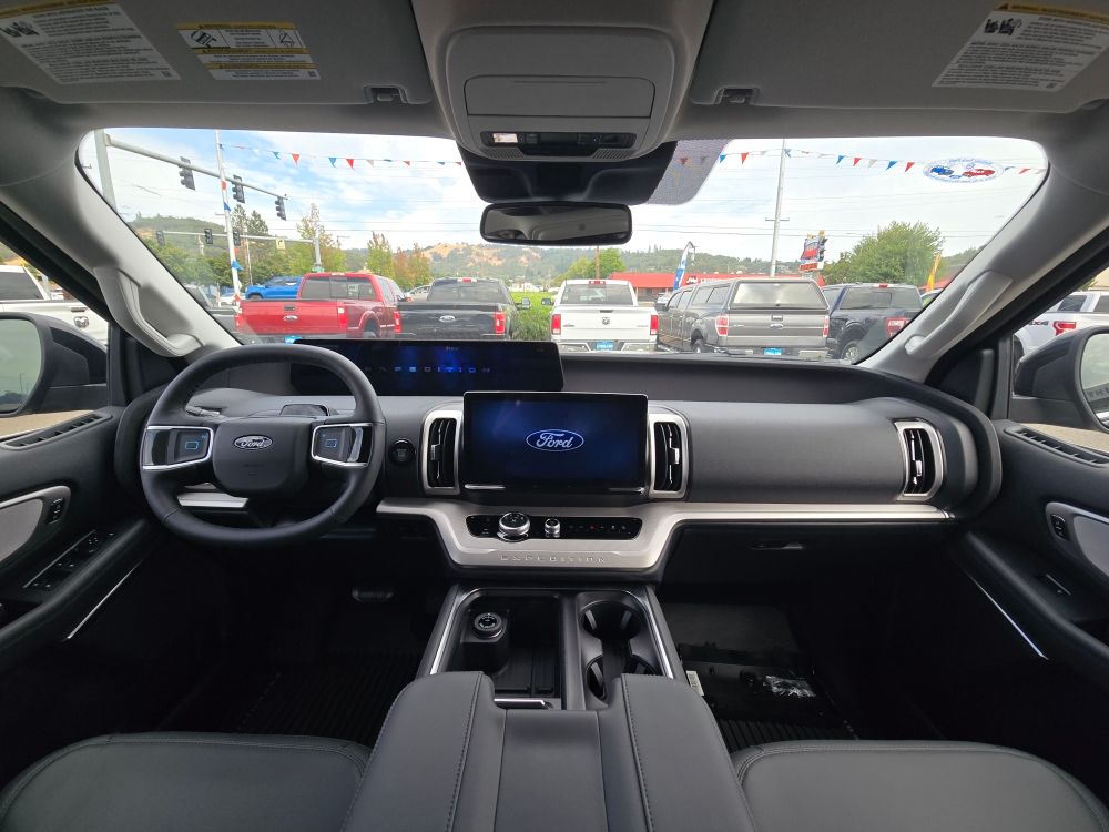 Thumbnail: 2027 Ford Expedition MAX - 7