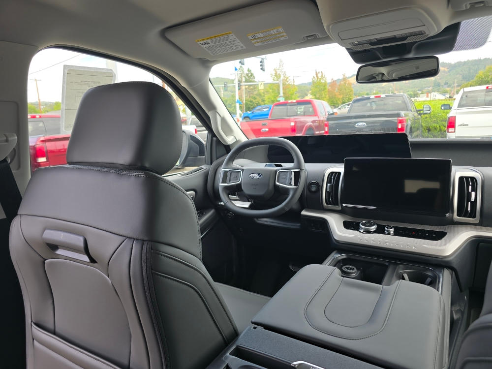 Thumbnail: 2027 Ford Expedition MAX - 9