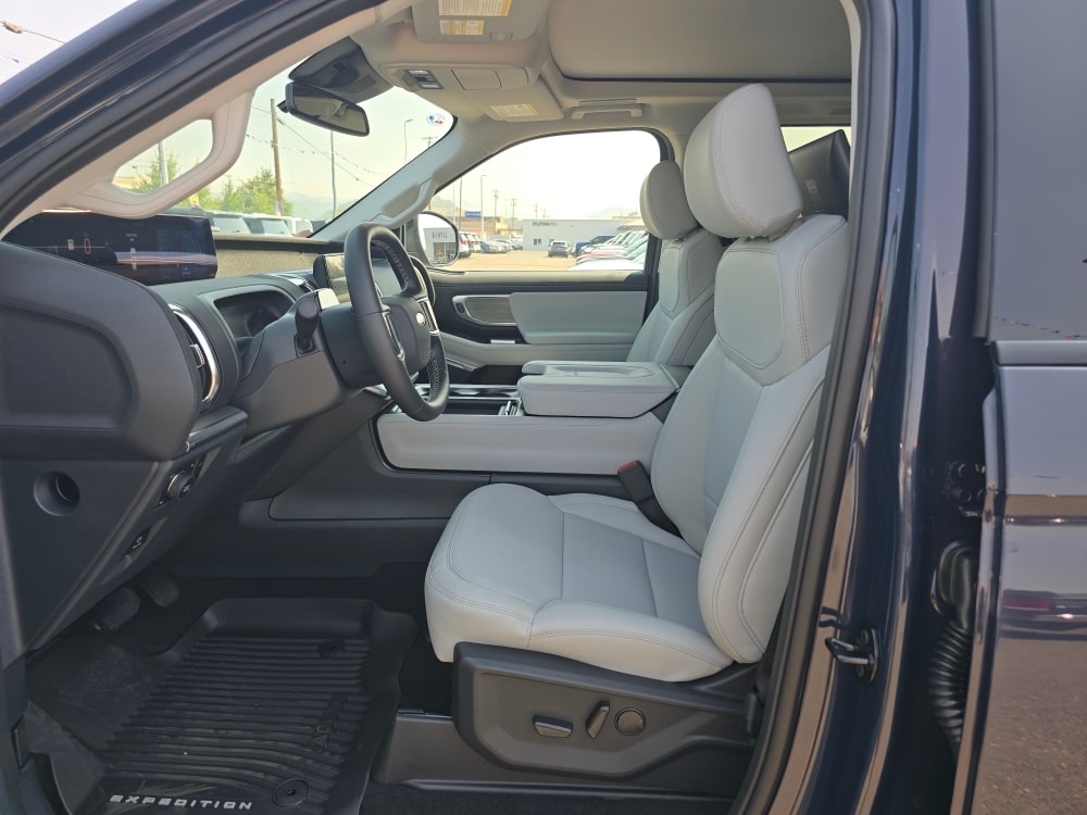 Thumbnail: 2027 Ford Expedition MAX - 9