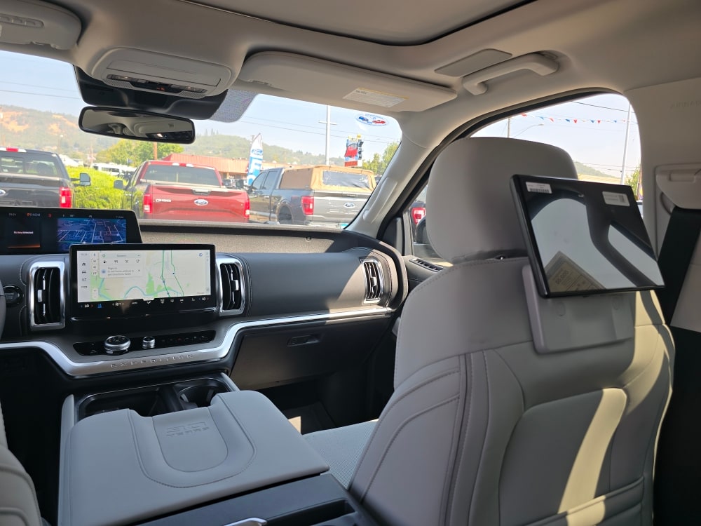 Thumbnail: 2027 Ford Expedition MAX - 18