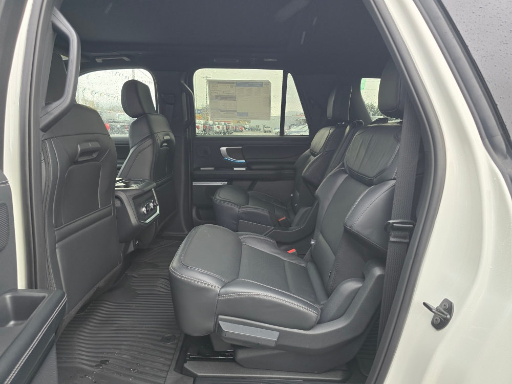 Thumbnail: 2025 Ford Expedition MAX - 10