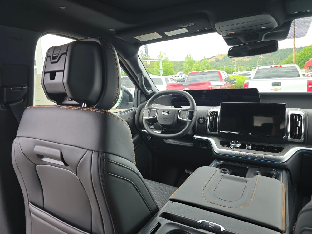 Thumbnail: 2026 Ford Expedition - 9