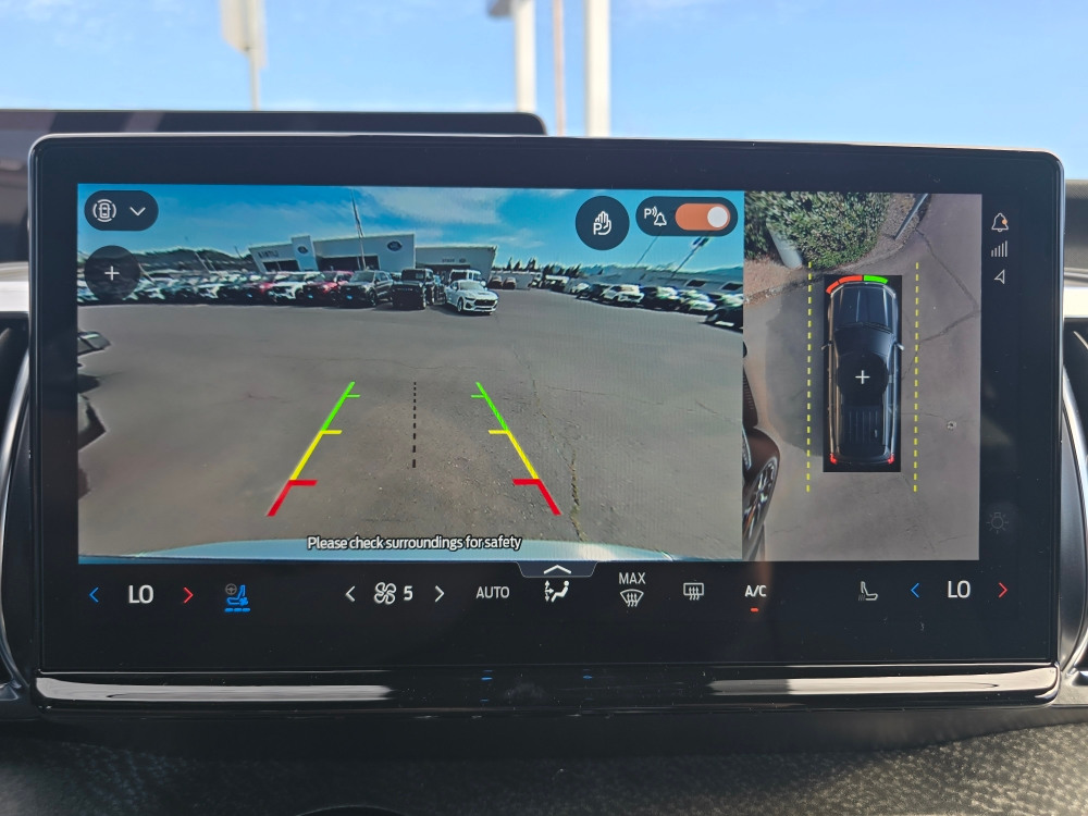 Thumbnail: 2026 Ford Expedition - 21