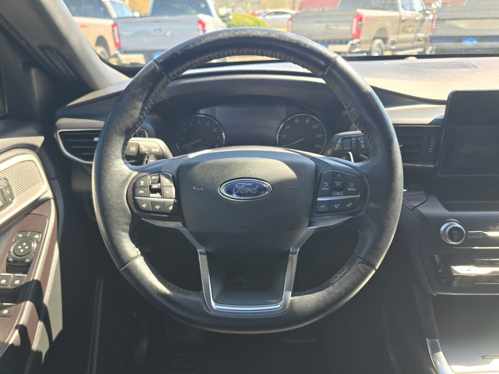Thumbnail: 2020 Ford Explorer - 8