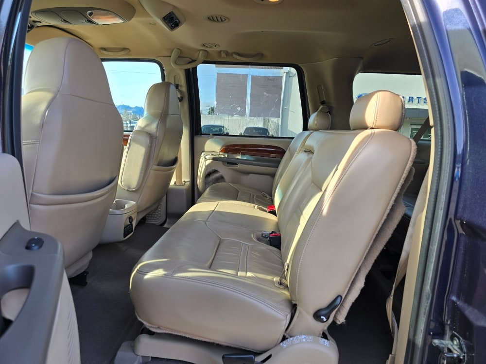 2001 Ford Excursion Limited 11