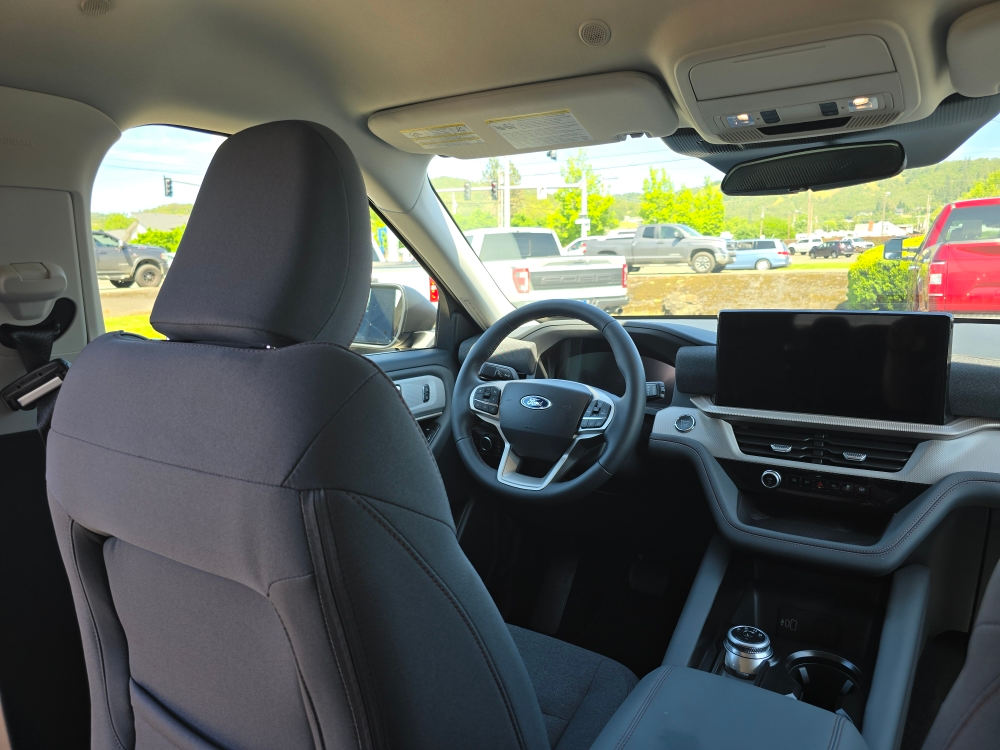 Thumbnail: 2026 Ford Explorer - 2