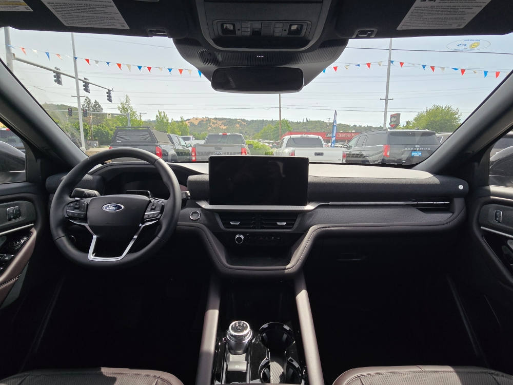 Thumbnail: 2026 Ford Explorer - 12