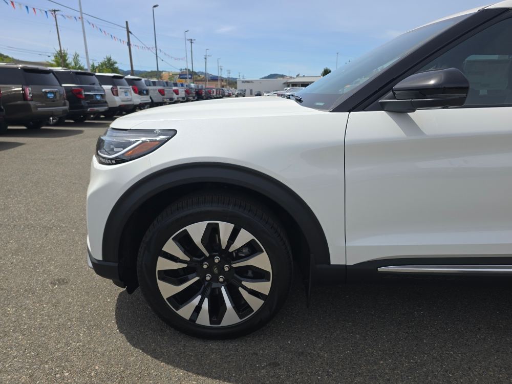 Thumbnail: 2026 Ford Explorer - 7