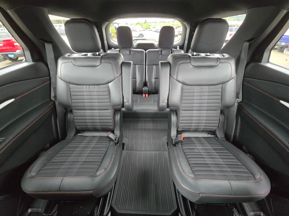 Thumbnail: 2026 Ford Explorer - 21