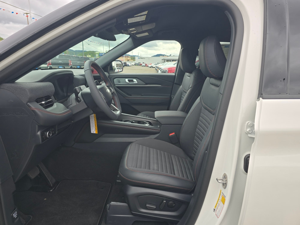 Thumbnail: 2026 Ford Explorer - 9