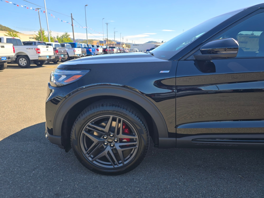 Thumbnail: 2026 Ford Explorer - 7
