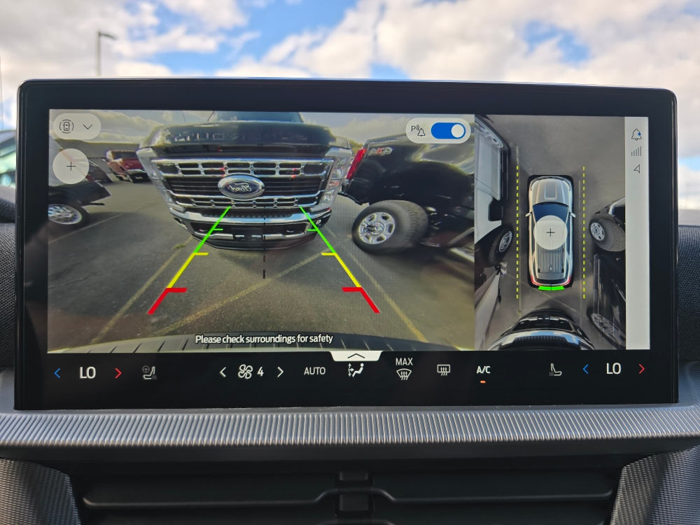 Thumbnail: 2025 Ford Explorer - 22