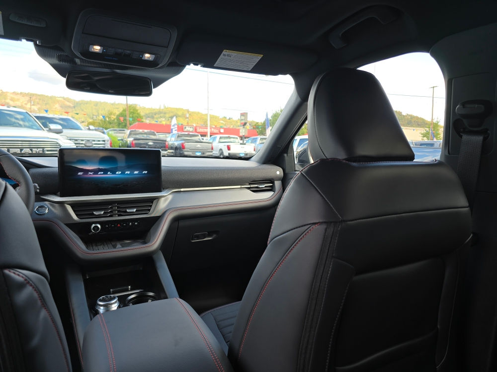 Thumbnail: 2025 Ford Explorer - 9