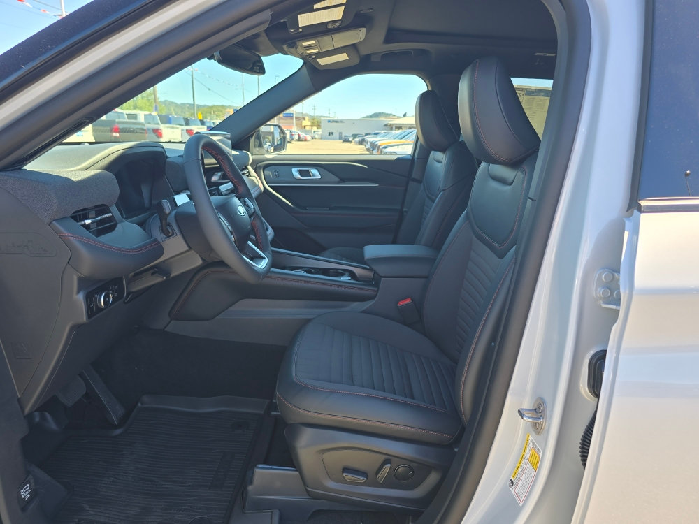 Thumbnail: 2026 Ford Explorer - 8