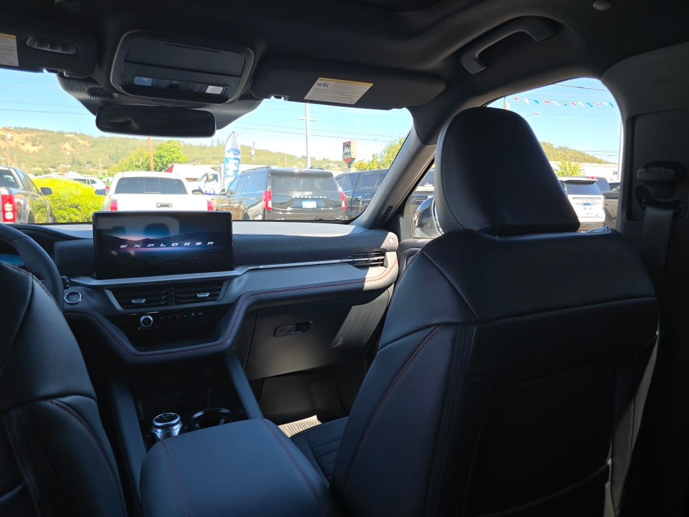 Thumbnail: 2026 Ford Explorer - 9
