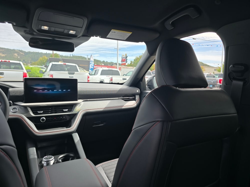 Thumbnail: 2027 Ford Explorer - 9