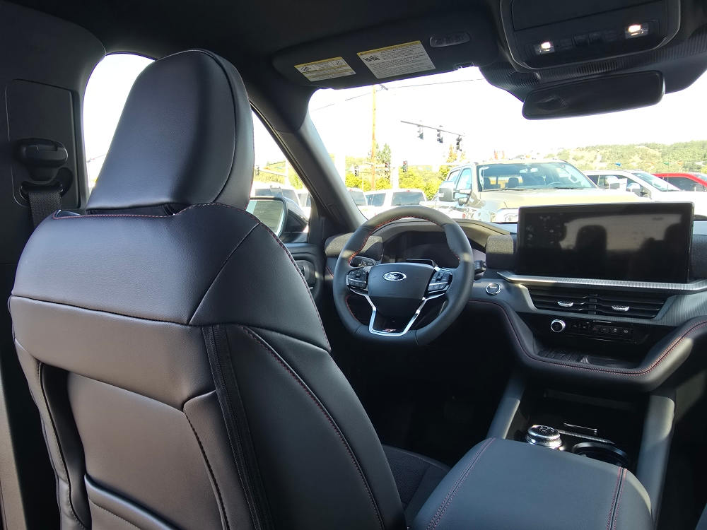 Thumbnail: 2025 Ford Explorer - 9