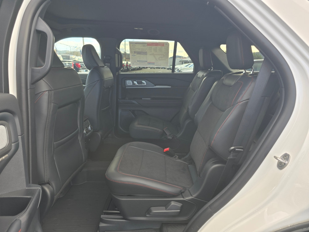 Thumbnail: 2026 Ford Explorer - 10