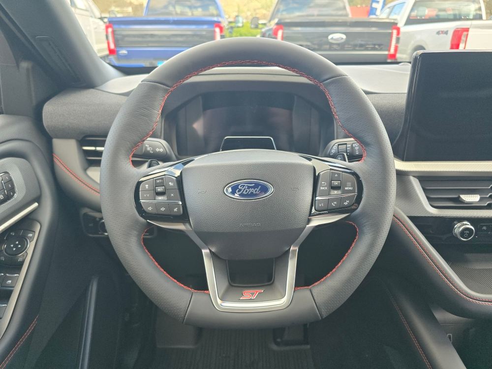 Thumbnail: 2026 Ford Explorer - 7