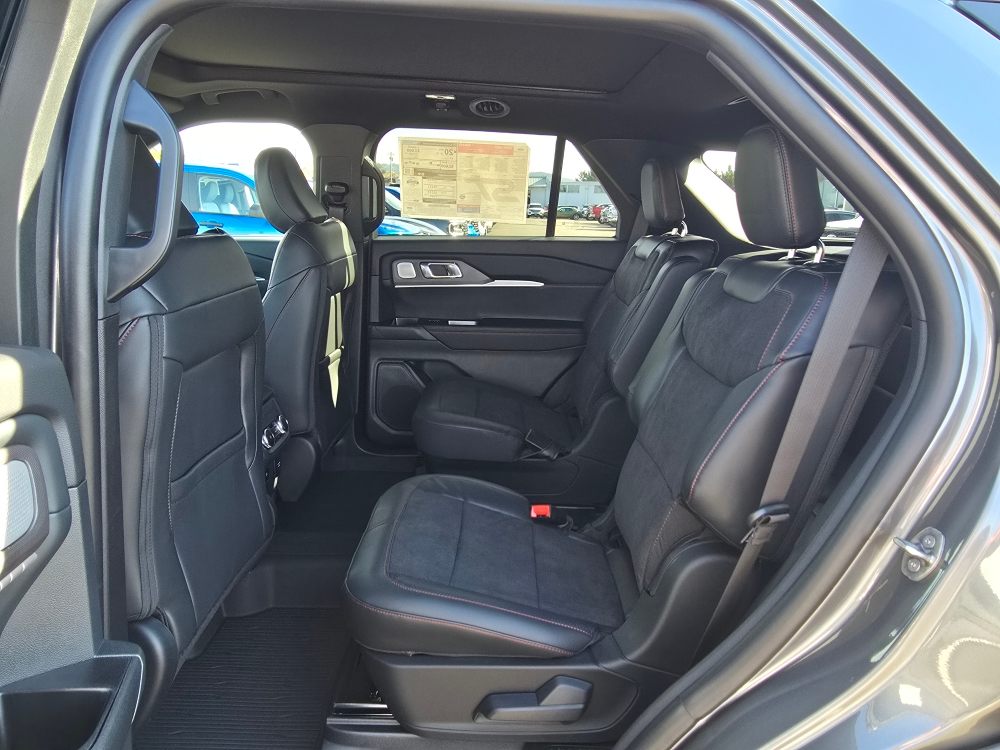 Thumbnail: 2025 Ford Explorer - 10