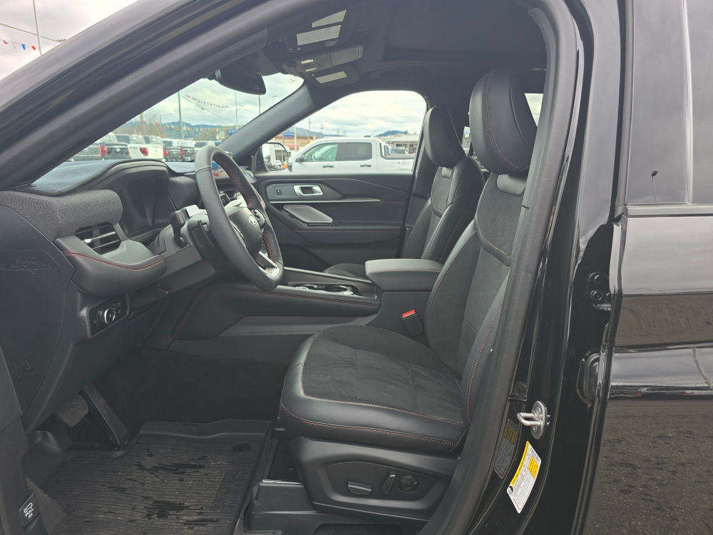 Thumbnail: 2026 Ford Explorer - 9