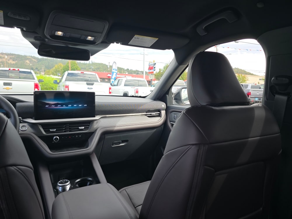 Thumbnail: 2027 Ford Explorer - 10