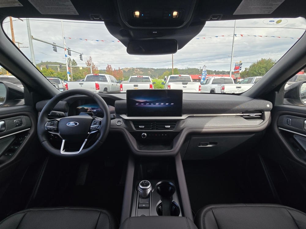 Thumbnail: 2027 Ford Explorer - 12
