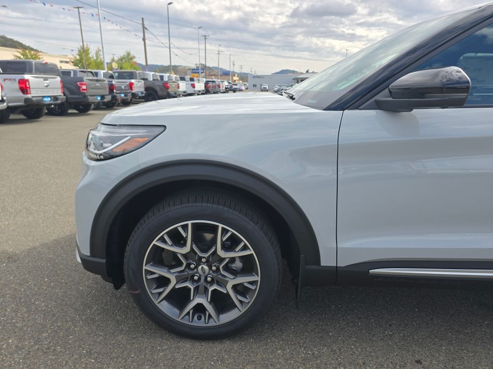Thumbnail: 2027 Ford Explorer - 7