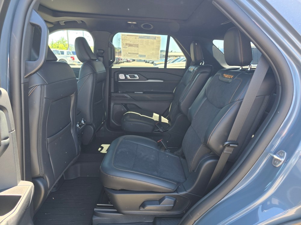 Thumbnail: 2026 Ford Explorer - 9