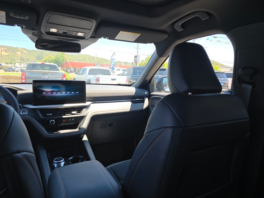 Thumbnail: 2026 Ford Explorer - 10