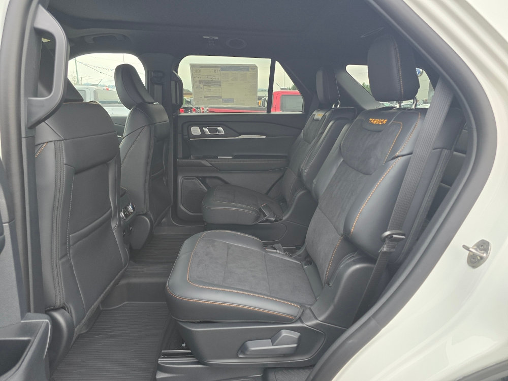 Thumbnail: 2026 Ford Explorer - 10