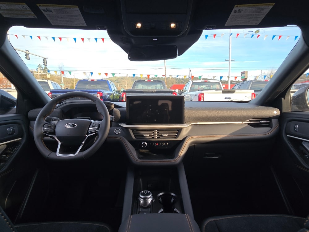 Thumbnail: 2026 Ford Explorer - 7