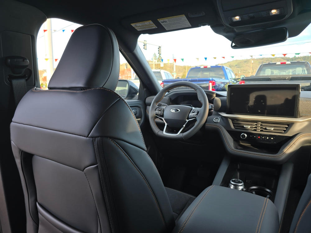 Thumbnail: 2026 Ford Explorer - 9