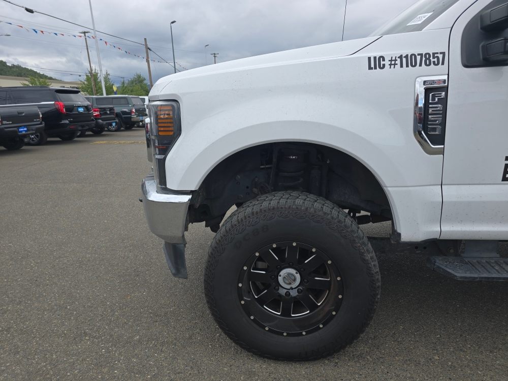Thumbnail: 2021 Ford F-250 - 13