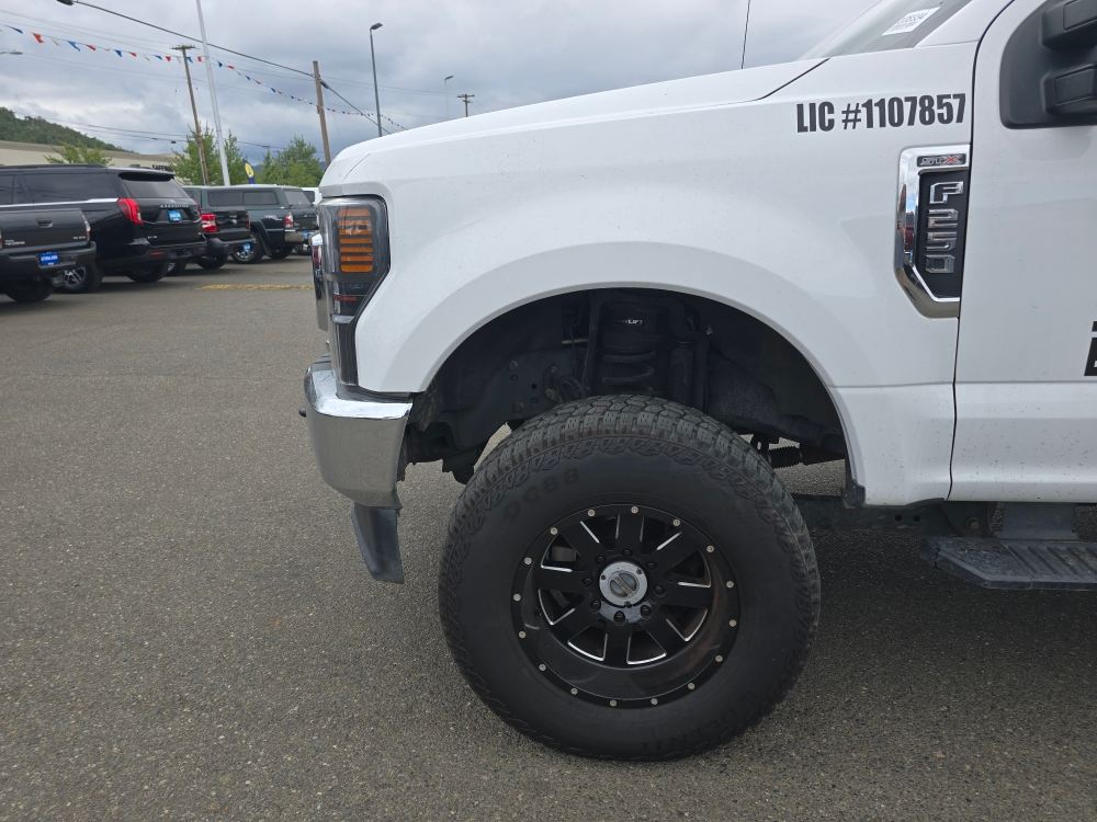 Thumbnail: 2021 Ford F-250 - 20