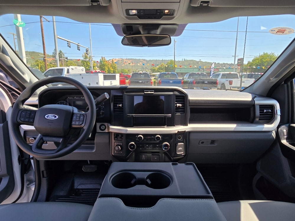 Thumbnail: 2025 Ford F-250 - 7