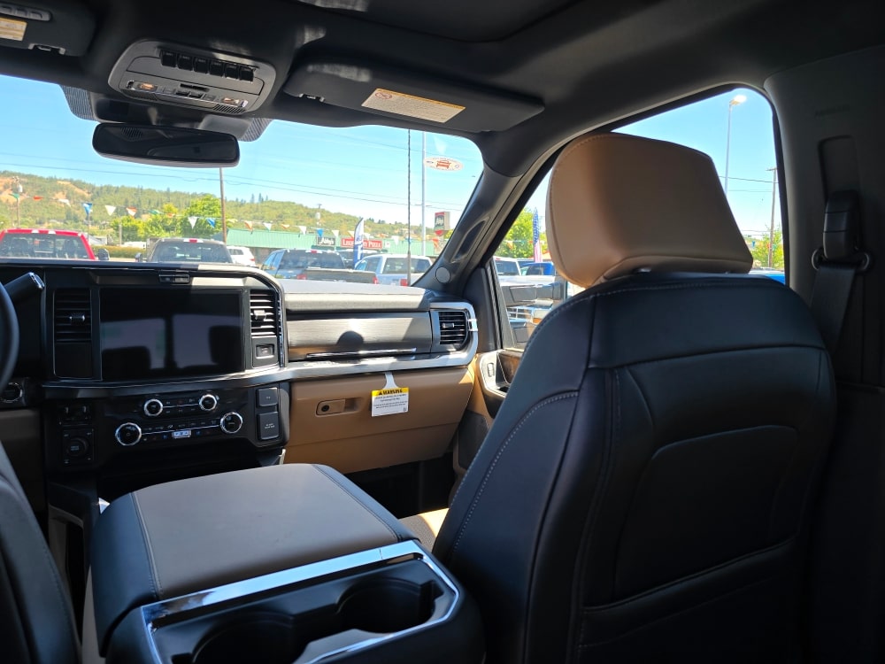 Thumbnail: 2025 Ford F-250 - 19