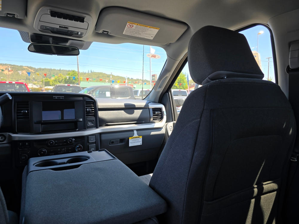 Thumbnail: 2025 Ford F-250 - 20