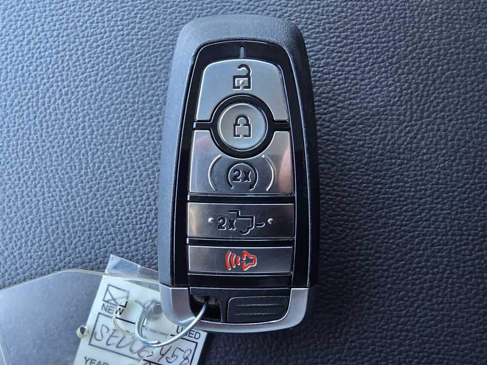 Thumbnail: 2025 Ford F-250 - 16