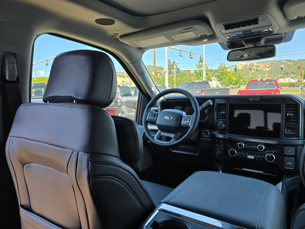 Thumbnail: 2025 Ford F-350 - 9