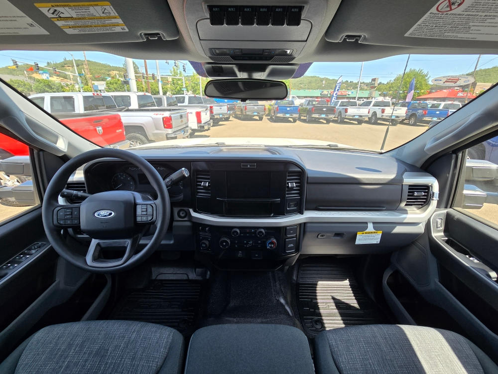 Thumbnail: 2025 Ford F-350 - 11