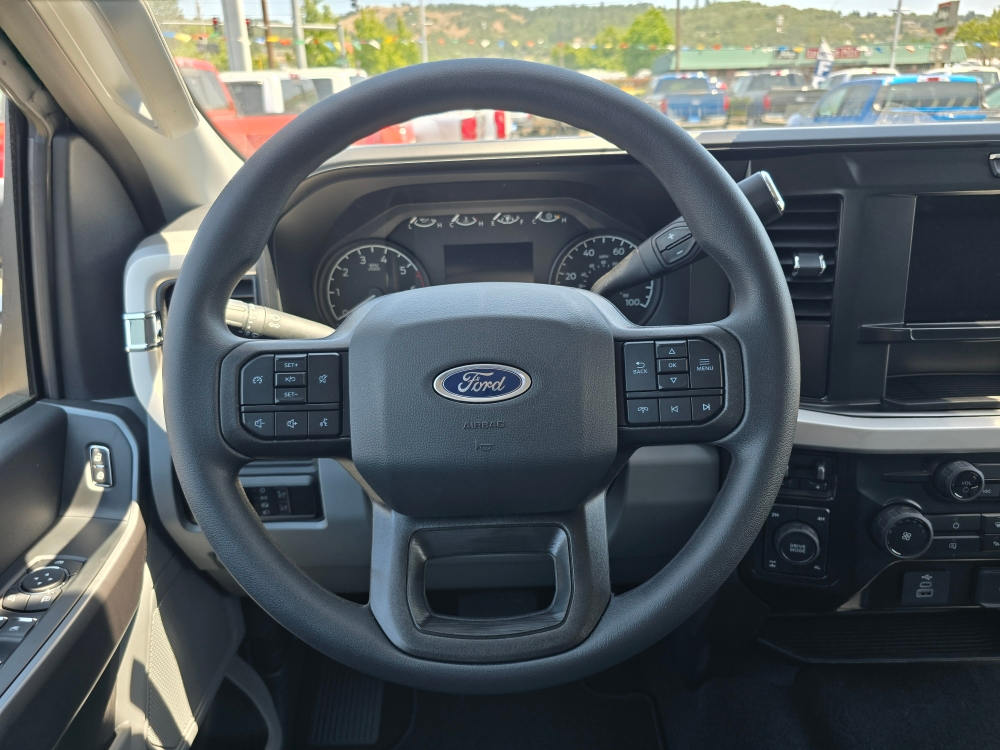 Thumbnail: 2025 Ford F-350 - 2