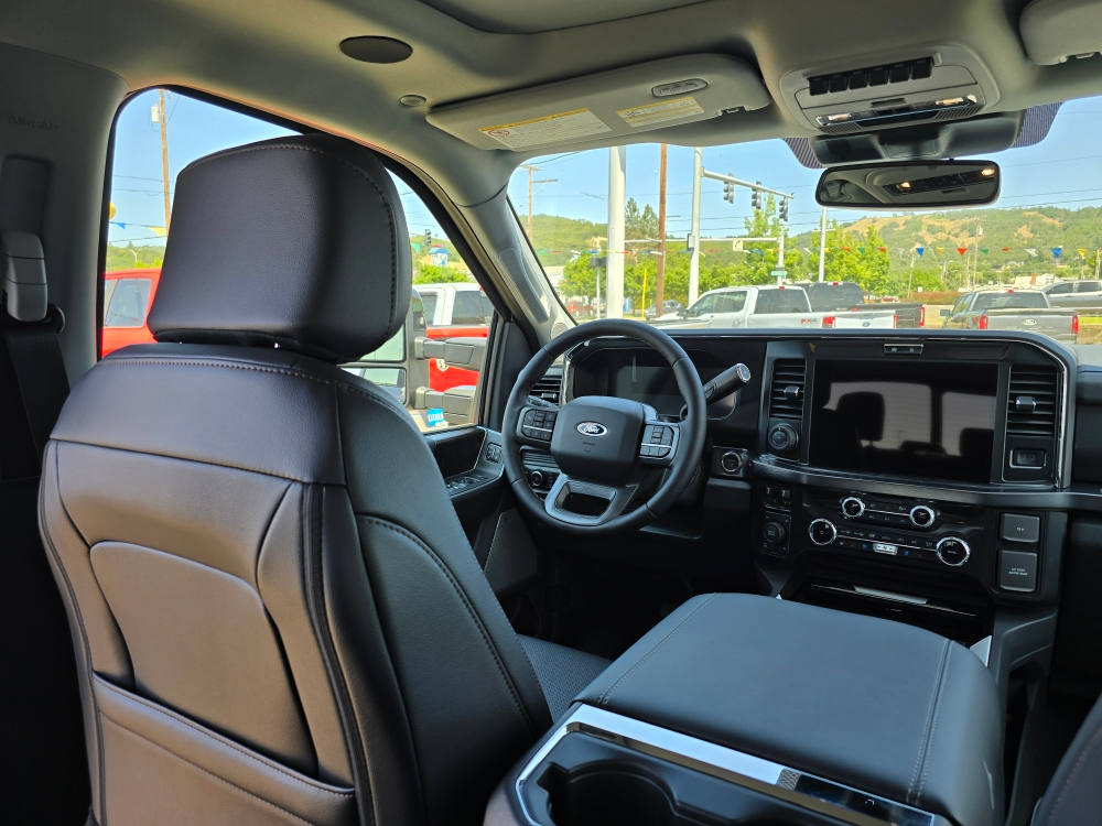 Thumbnail: 2025 Ford F-350 - 9